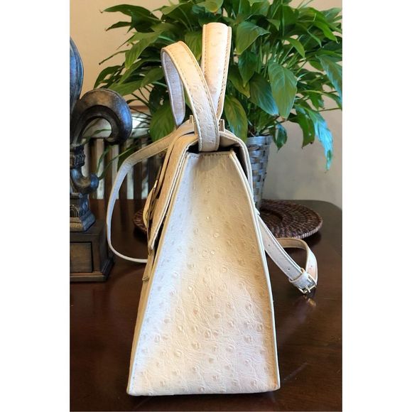 CROSSI NEW YORK - Ostrich-Embossed Vegan Convertible Crossbody/Satchel-Nude NWOT - Picture 5 of 16